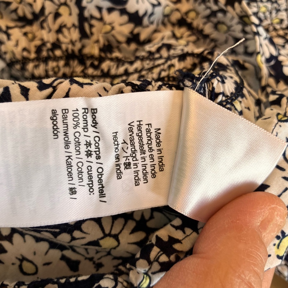 J. Crew Navy Floral Smocked Puff Sleeve Crop Top size S - Picture 12 of 12